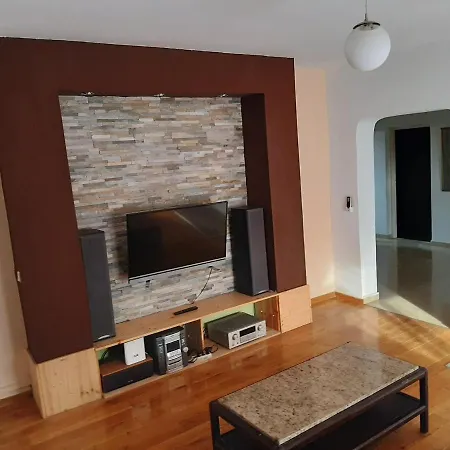 Sarko Apartment *